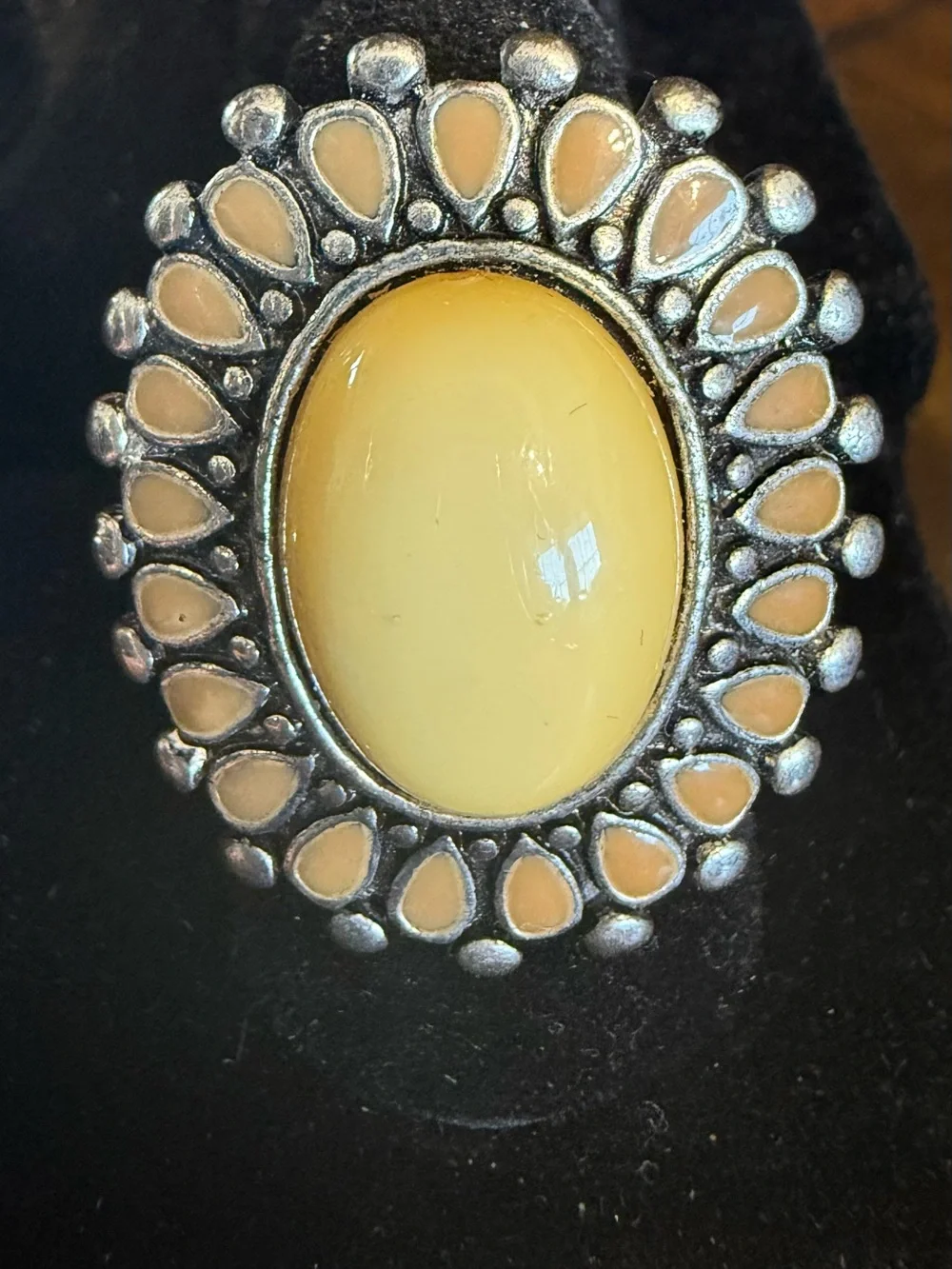 paparazzi Yellow Oval Cabochon Silver-Tone Statement Ring